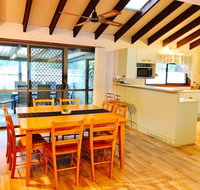 Kokomo - Hotel Accommodation
