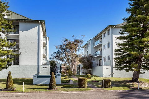Krait Court, Unit 12/6 Krait Close - Hotel Accommodation 0