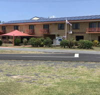 Kurrimine Beach Motel - Hotel Accommodation