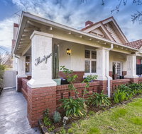 Lady Meredith in Elwood - Hotel Accommodation