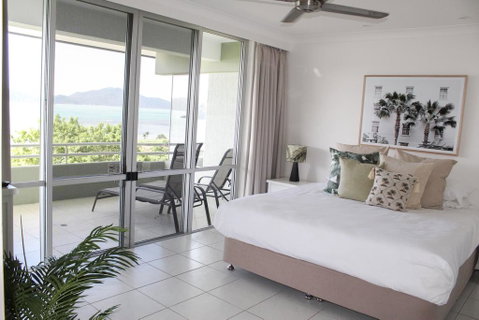 Lagoon 206 - Hotel Accommodation 2