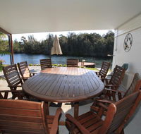 Lagoon Riverside Retreat - Hotel Accommodation