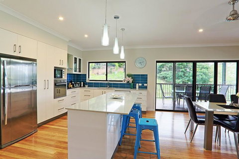Laguna Views - Airlie Beach - Hotel Accommodation 2