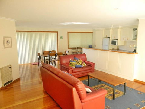 LAKESIDE2 - Hotel Accommodation 2