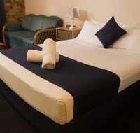 Lancaster Court Motel - Hotel Accommodation