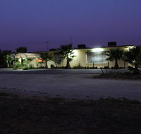 Lazy River Motor Inn