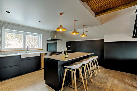 Le Chalets - Hotel Accommodation 0