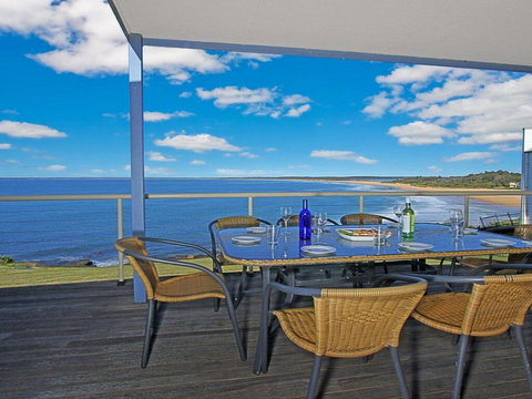 Le Vista - Panoramic Views Looking South - Hotel Accommodation 0