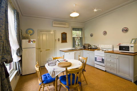 Lemonade Creek Cottages - Hotel Accommodation 3