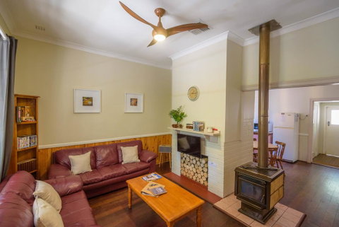 Lewana Cottages - Hotel Accommodation 2