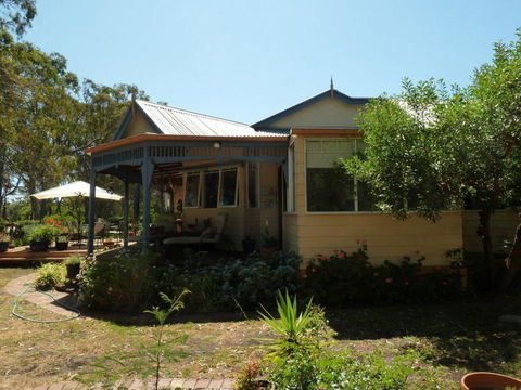 Lilys By The Lake - Raymond Island Accommodation - Hotel Accommodation 0