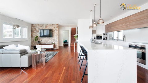 Luxury In Corlette - 4 Drungall Ave - Hotel Accommodation 0