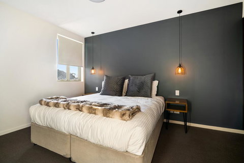 Luxury Spa Retreat With Ocean And Hinterland Views - Hotel Accommodation 3