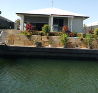 M  T's Waterfront Bed  Breakfast - Hotel Accommodation