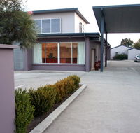 Mackellar Motel - Hotel Accommodation