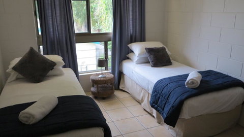 Magnetic Reef Apartments Unit 3 - Hotel Accommodation 3