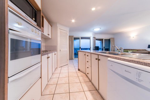 Magnificence At Airlie - Hotel Accommodation 3