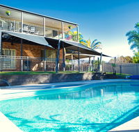 Magnificent Lakeview House - Long Jetty - Hotel Accommodation