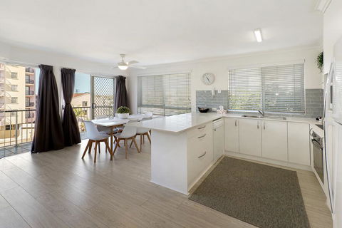 MAINSAIL8- MOOLOOLABA BEACH - Hotel Accommodation 2