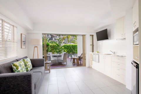 Mantra French Quarter Noosa - Hotel Accommodation 1