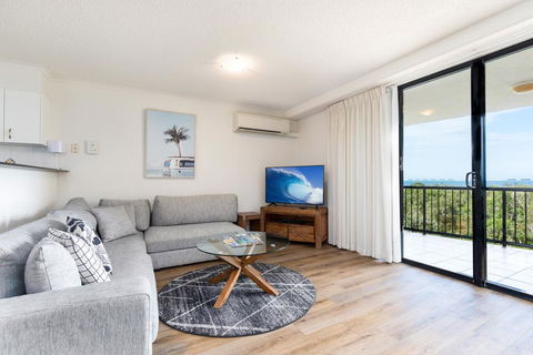 Marcoola Beach Resort - Hotel Accommodation 1