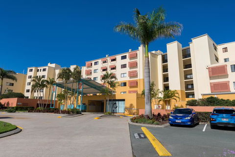 Marcoola Beach Resort - Hotel Accommodation 0