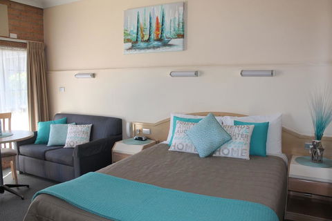 Marriott Park Motel - Hotel Accommodation 1