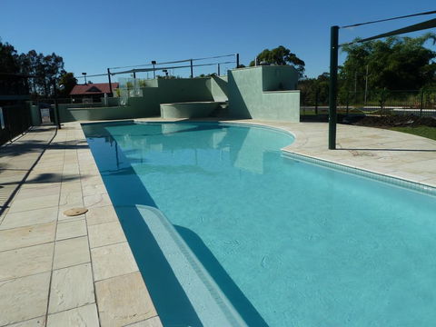 McNevins Logan Park Motel - Hotel Accommodation 0