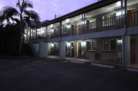 McNevins Logan Park Motel - Hotel Accommodation 1