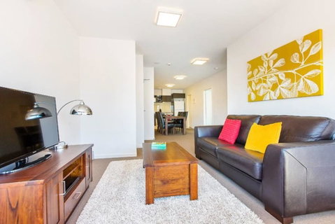 Melbourne City Views - Hotel Accommodation 2