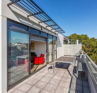 Melbourne City Views - Hotel Accommodation
