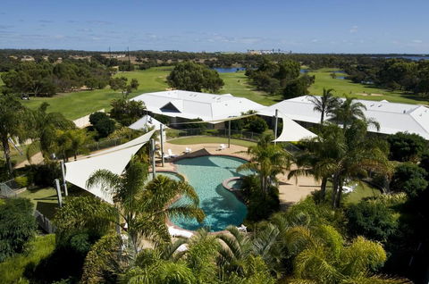 Mercure Bunbury Sanctuary Golf Resort - Hotel Accommodation 2