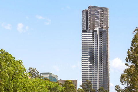 Meriton Suites Church Street, Parramatta - Hotel Accommodation 1