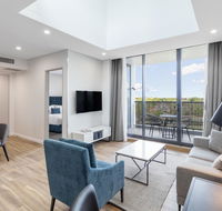 Meriton Suites Coward Street Mascot - Hotel Accommodation