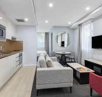 Meriton Suites North Ryde - Hotel Accommodation