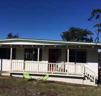 Merry Street Cottage - Hotel Accommodation
