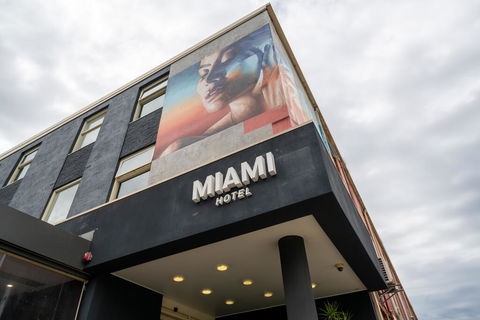 Miami Hotel Melbourne - Hotel Accommodation 0