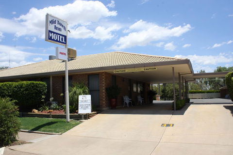 Mid Town Inn Narrabri - Hotel Accommodation 1