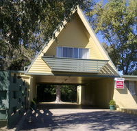 Millers Cottage Motel - Hotel Accommodation
