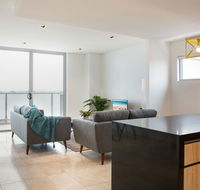 Modern 2 bedroom Apartment in the Heart of Burwood - Hotel Accommodation
