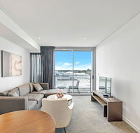 Modern Studio Apartment in Chatswood - Hotel Accommodation