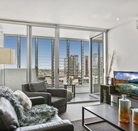 Modern Two Bedroom Apartment in Melbourne CBD - Hotel Accommodation
