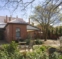 Mollisons - Hotel Accommodation