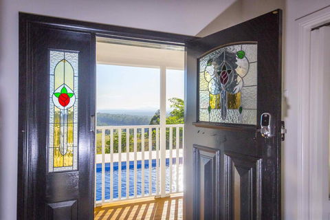 Montana - Hotel Accommodation 1