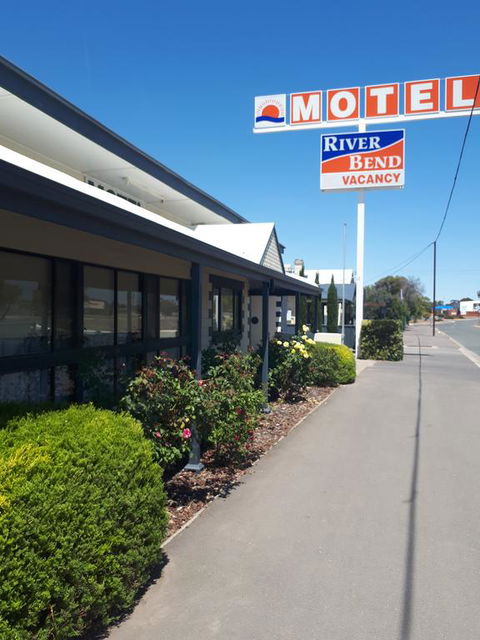 Motel Riverbend - Hotel Accommodation 3