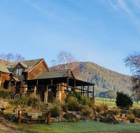 Mountain Grass Lodge 2 bedroom - Hotel Accommodation