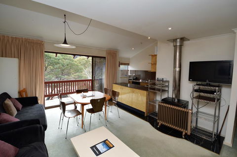 Mowamba D5 - Hotel Accommodation 0
