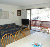 Mowamba E1 - Hotel Accommodation