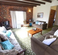 Muller's Cottage at Hat Head Pet Friendly - Hotel Accommodation