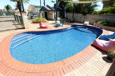 Mulwala Paradise Palms Motel - Hotel Accommodation 2